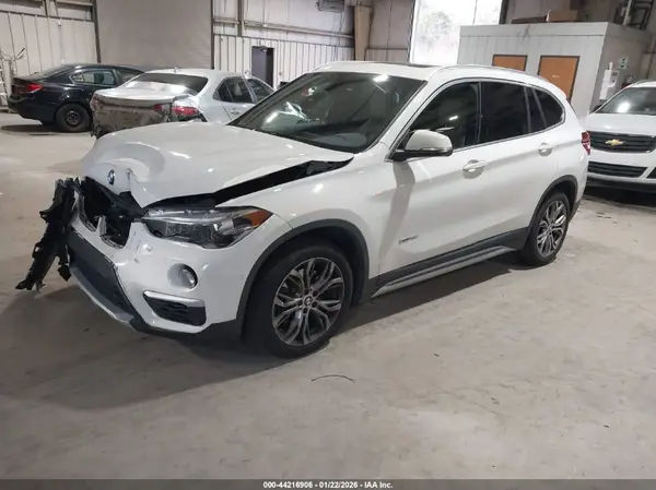 WBXHT3Z34H4A65727 2017 BMW X1 - Image 2