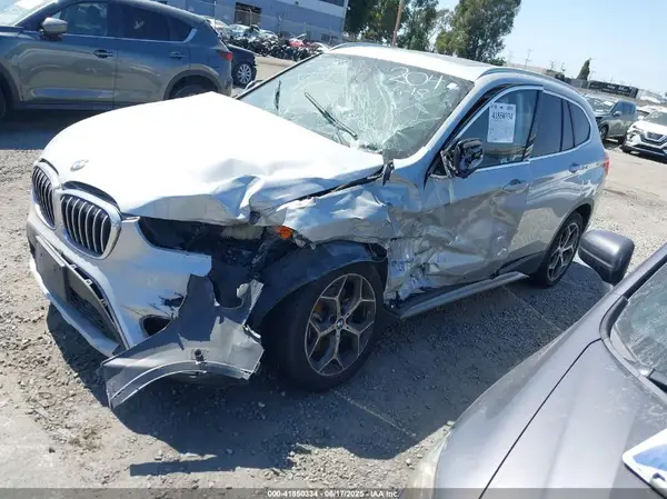 WBXHT3Z34J4A67015 2018 BMW X1 - Image 2
