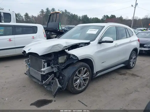WBXHT3Z35H4A54560 2017 BMW X1 - Image 2
