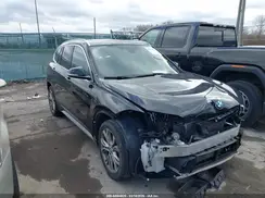WBXHT3Z35H4A56020 2017 BMW X1