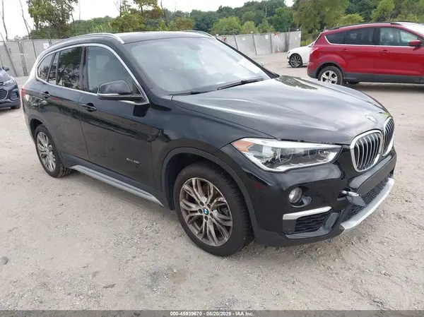 WBXHT3Z35H4A56275 2017 BMW X1 - Image 1