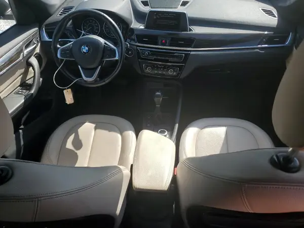 WBXHT3Z35H4A57457 2017 BMW X1 - Image 8