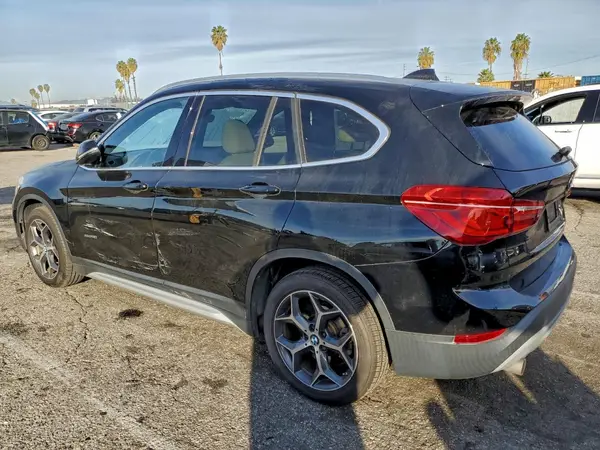 WBXHT3Z36G4A48197 2016 BMW X1 - Image 2