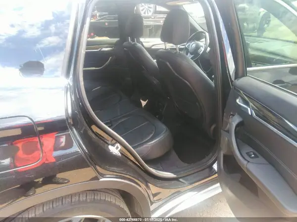 WBXHT3Z36H4A52302 2017 BMW X1 - Image 8