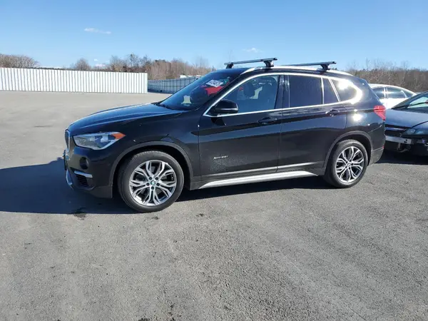 WBXHT3Z36H4A57922 2017 BMW X1 - Image 1