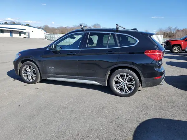 WBXHT3Z36H4A57922 2017 BMW X1 - Image 2