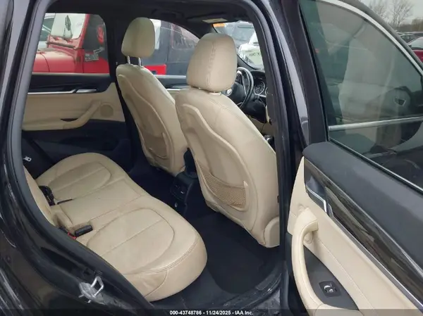 WBXHT3Z37G4A48502 2016 BMW X1 - Image 8