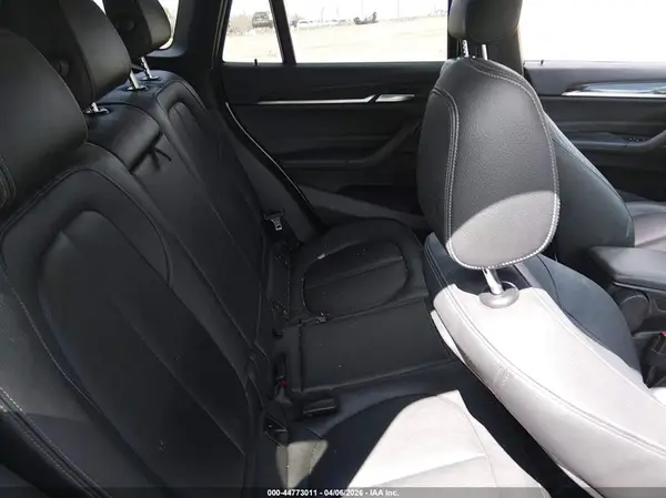 WBXHT3Z37H4A52289 2017 BMW X1 - Image 8