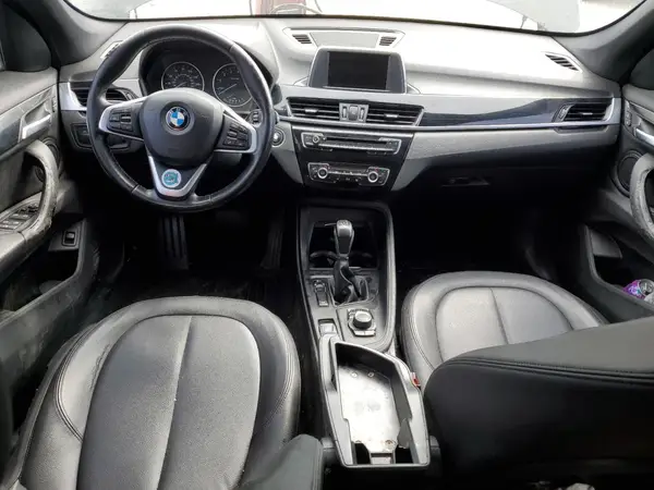 WBXHT3Z37H4A54088 2017 BMW X1 - Image 8
