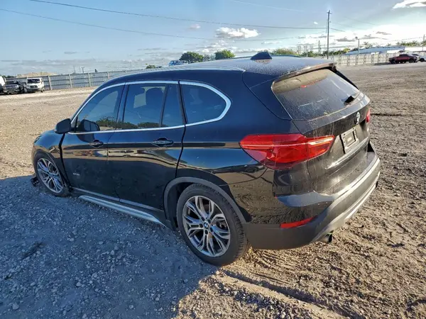 WBXHT3Z37H4A56133 2017 BMW X1 - Image 2