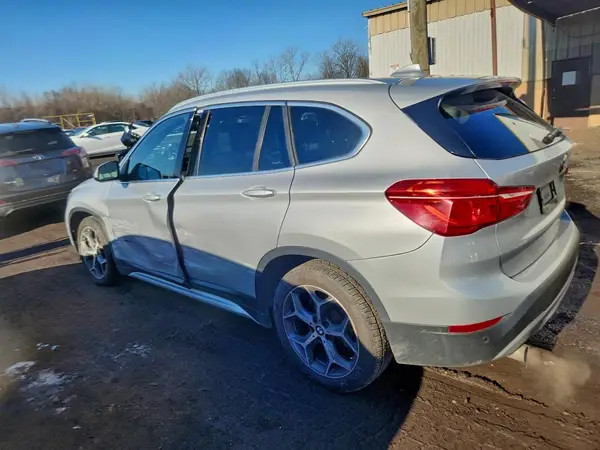 WBXHT3Z37H4A65284 2017 BMW X1 - Image 2