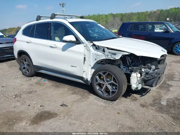 WBXHT3Z37H4A65303 2017 BMW X1 - Image 1