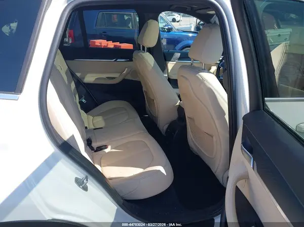 WBXHT3Z37H4A65303 2017 BMW X1 - Image 8