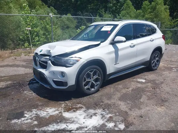 WBXHT3Z37J4A66036 2018 BMW X1 - Image 2