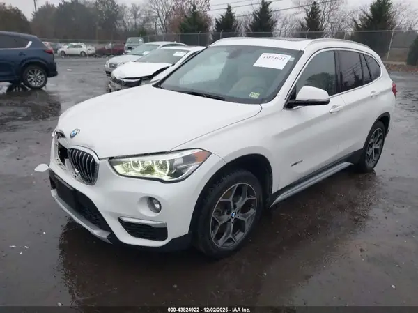 WBXHT3Z38H4A53600 2017 BMW X1 - Image 2