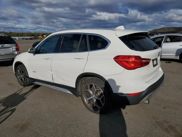 WBXHT3Z38H4A53614 2017 BMW X1 - Image 2