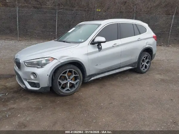 WBXHT3Z38H4A64998 2017 BMW X1 - Image 2