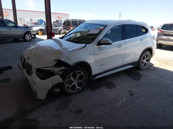 WBXHT3Z38J4A66305 2018 BMW X1 - Image 2