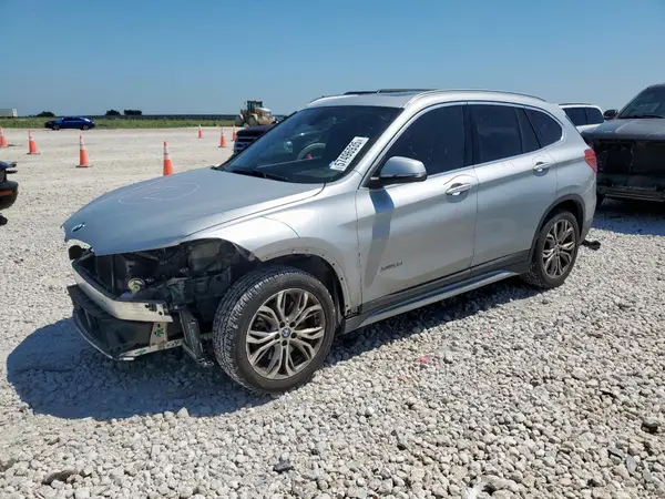 WBXHT3Z39G4A49327 2016 BMW X1 - Image 1