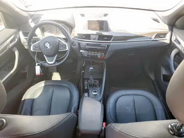 WBXHT3Z39G4A49327 2016 BMW X1 - Image 8