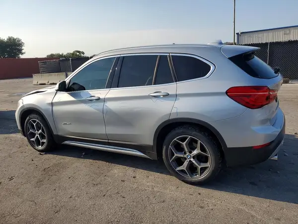 WBXHT3Z39H4A54450 2017 BMW X1 - Image 2