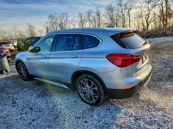 WBXHT3Z39H4A57025 2017 BMW X1 - Image 2