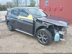 WBXHT3Z39H4A57087 2017 BMW X1