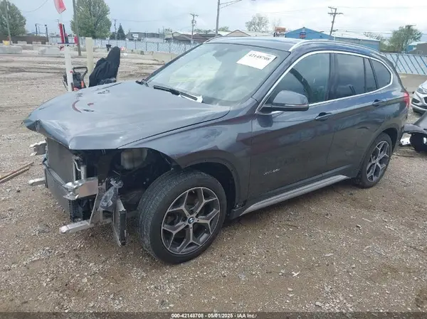 WBXHT3Z39H4A57087 2017 BMW X1 - Image 2