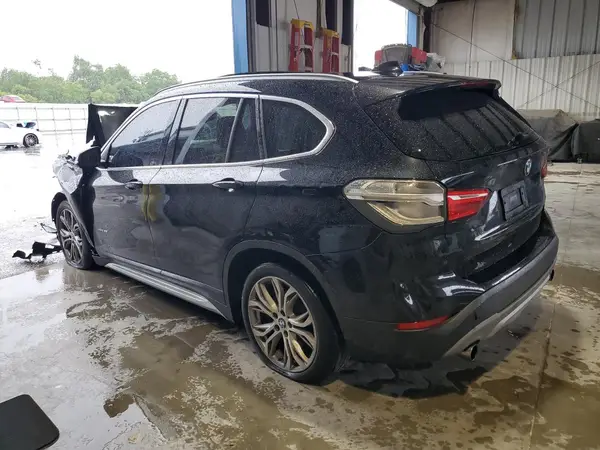 WBXHT3Z39H4A57395 2017 BMW X1 - Image 2