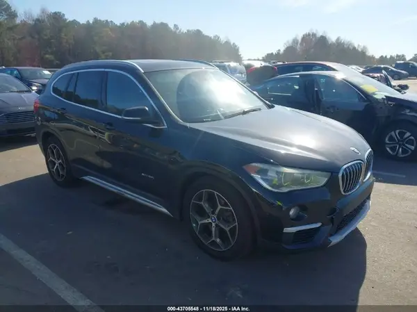 WBXHT3Z39H4A57476 2017 BMW X1 - Image 1
