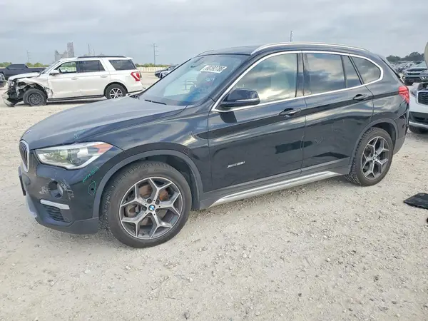WBXHT3Z39H4A57624 2017 BMW X1 - Image 1