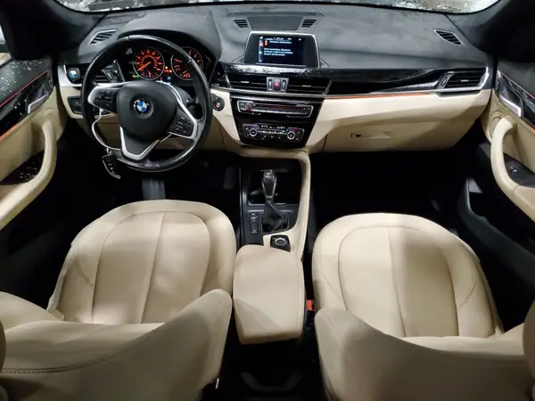 WBXHT3Z39H4A57722 2017 BMW X1 - Image 8