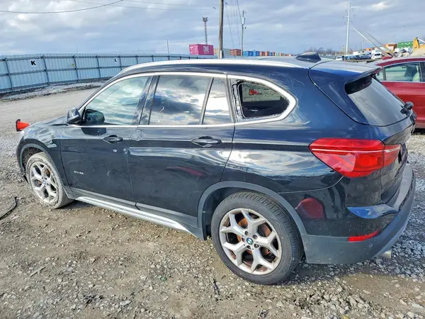 WBXHT3Z39J4A65924 2018 BMW X1 - Image 2