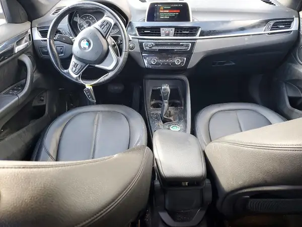 WBXHT3Z39J4A65924 2018 BMW X1 - Image 8