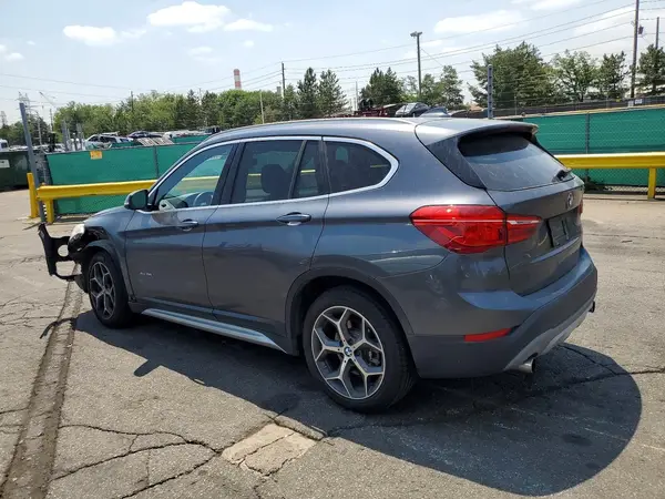 WBXHT3Z39J4A66393 2018 BMW X1 - Image 2