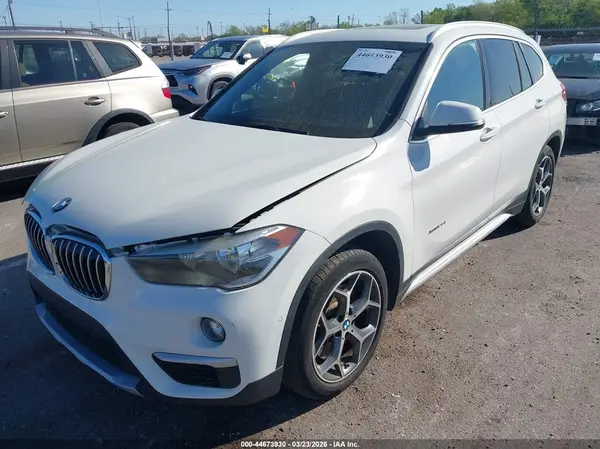 WBXHT3Z39J4A66765 2018 BMW X1 - Image 2