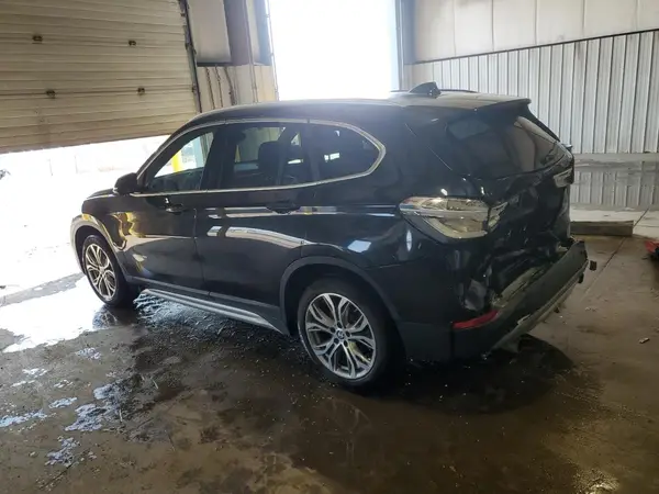 WBXHT3Z3XH4A52111 2017 BMW X1 - Image 2