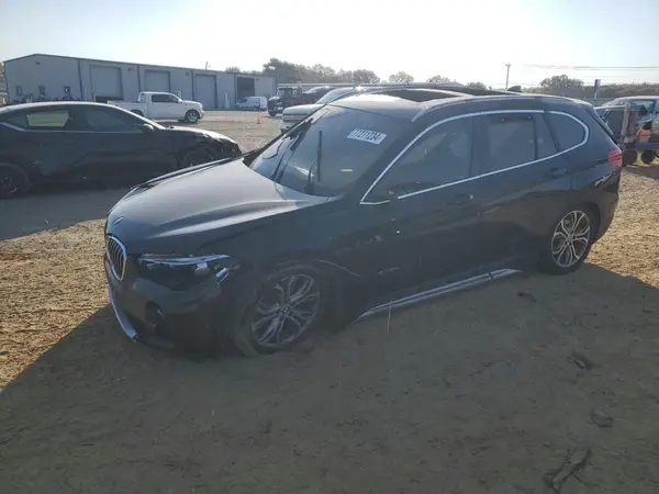 WBXHT3Z3XH4A57454 2017 BMW X1 - Image 1