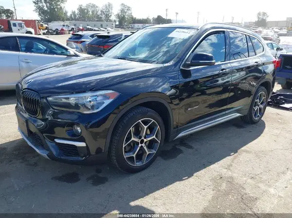 WBXHU7C30H5H33434 2017 BMW X1 - Image 2