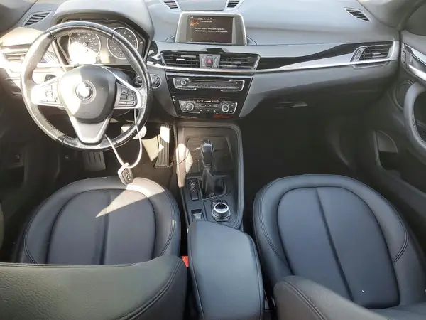 WBXHU7C30H5H34986 2017 BMW X1 - Image 8