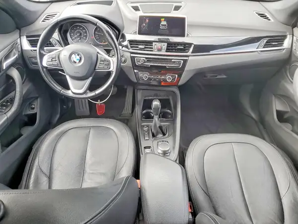 WBXHU7C30H5H35930 2017 BMW X1 - Image 8