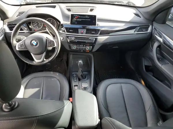 WBXHU7C30H5H35992 2017 BMW X1 - Image 8