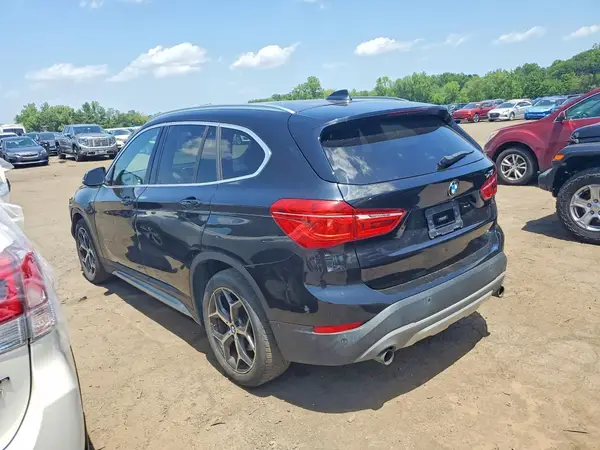 WBXHU7C30H5H36284 2017 BMW X1 - Image 2