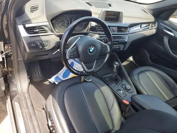 WBXHU7C30H5H36284 2017 BMW X1 - Image 8
