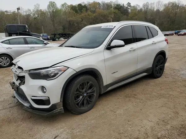 WBXHU7C30H5H38049 2017 BMW X1 - Image 1