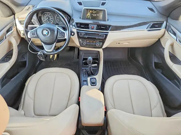 WBXHU7C30H5H38374 2017 BMW X1 - Image 8