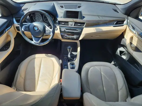 WBXHU7C30HP924546 2017 BMW X1 - Image 8