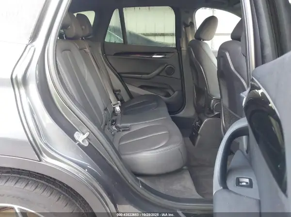 WBXHU7C30J3F04270 2018 BMW X1 - Image 8