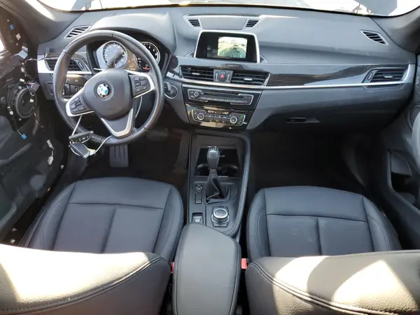 WBXHU7C30J3H42944 2018 BMW X1 - Image 8