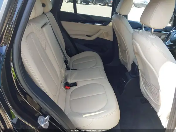 WBXHU7C30J5H39997 2018 BMW X1 - Image 8